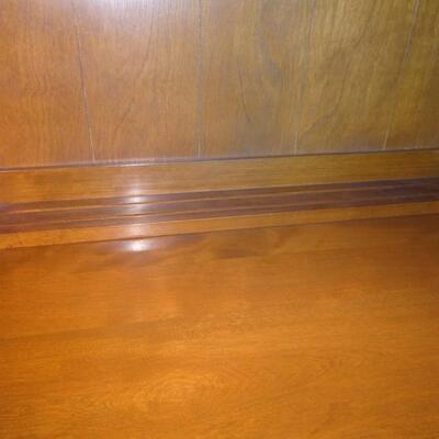 LOT 394. VINTAGE ETHAN ALLEN HUTCH
