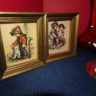 LOT 395. HOME DECOR