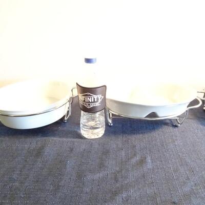 LOT 412. SERVING DISHES