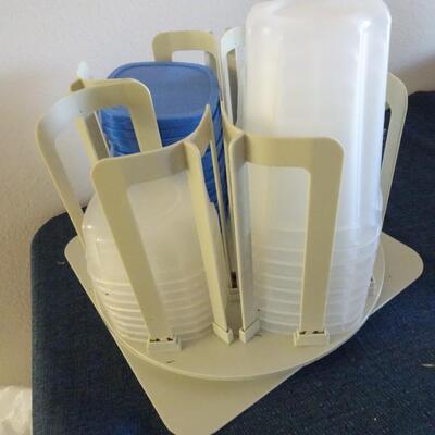 LOT 417.   PLASTIC KITCHEN ITEMS
