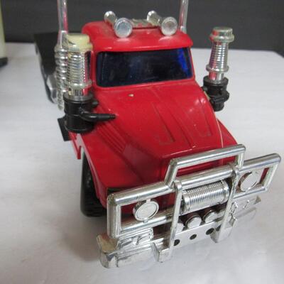 Older Shopko 2 Piece Semi Truck, Plastic