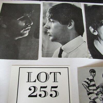 The Beatles Vintage Beatlemania Wallet Photos Set of 20, 1964, Dell Pub, USA,
