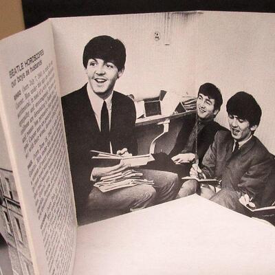 The Beatles Vintage Beatlemania Wallet Photos Set of 20, 1964, Dell Pub, USA,