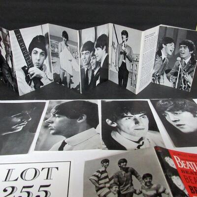 The Beatles Vintage Beatlemania Wallet Photos Set of 20, 1964, Dell Pub, USA,