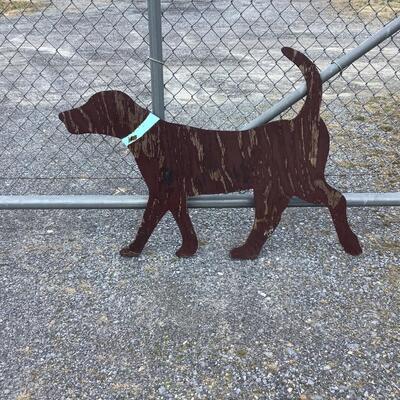 1034 Wooden Dog Yard Silhouette