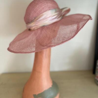 ST Exquisite Vintage Hat