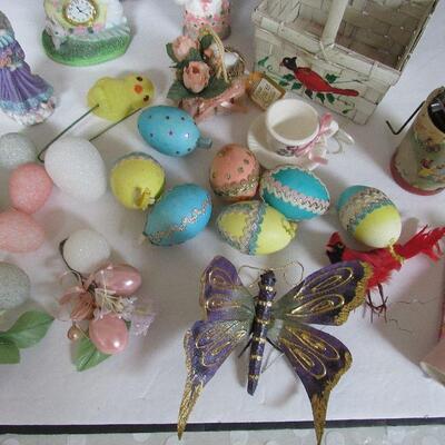 Lot of Misc Easter Items