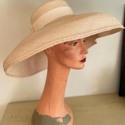 ST Classic high fashion woven straw hat