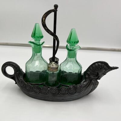 Lot of 4 Depression Glass Pieces incl 2 Open Pitchers 1 Lidded Pitcher and 1 Viking Unicorn Cruet and Salt & Pepper Set