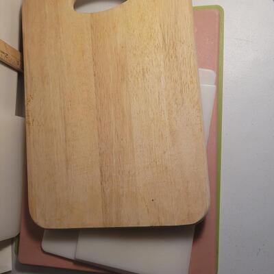 6 various cutting boards