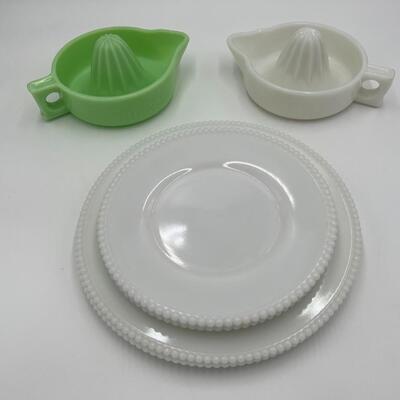 Lot of 6 Mid Century Milk Glass Sunkist Juicers in White and Jadeite Green and Beaded Edge Plates