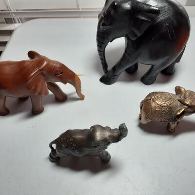 Lot of 4 Elephants