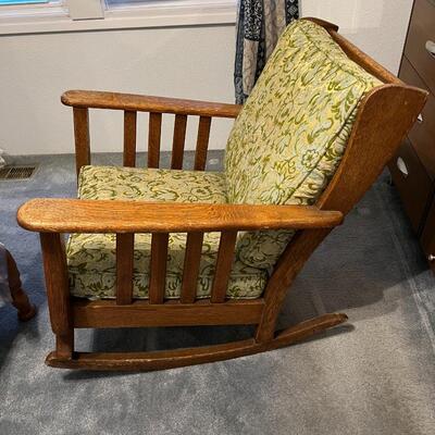 Antique Mission Style Quarter Sawn Oak Wood Rocking Chair