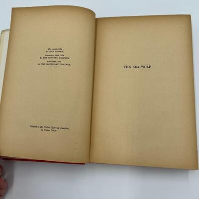 1904 Book The Sea Wolf by Jack London Published by Grosset & Dunlap