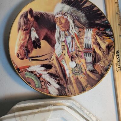 2 Franklin mint collectors plates