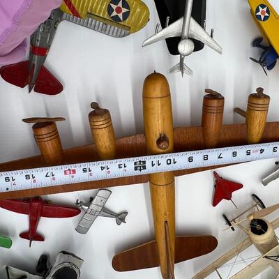 Large Lot of 20 Vintage and Antique Toy Model Airplanes War Planes and Helicopter