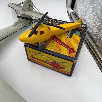 Large Lot of 20 Vintage and Antique Toy Model Airplanes War Planes and Helicopter