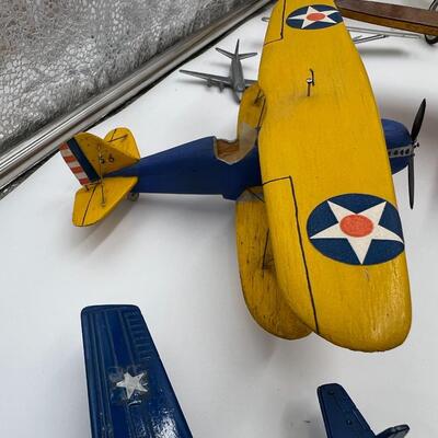Large Lot of 20 Vintage and Antique Toy Model Airplanes War Planes and Helicopter