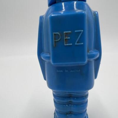 Rare Vintage Blue Robot Space Trooper PEZ Dispenser