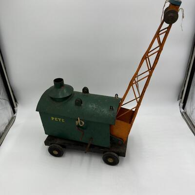 1920s or 1930s Antique Pressed Steel Toy Crane with Magnet