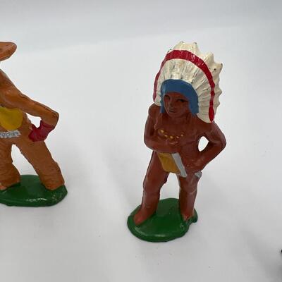 Antique Lot of 5 Barclay USA Cowboy and Indian Dime Store Figurine Toys