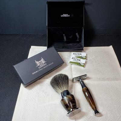 Maison Lambert Safety Razor & Brush