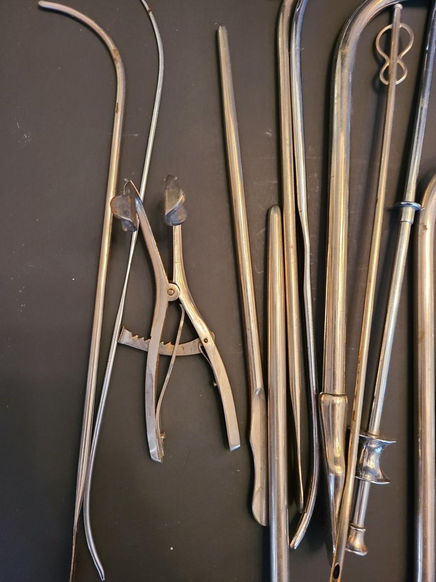LOT 137 Vintage Medical Tools