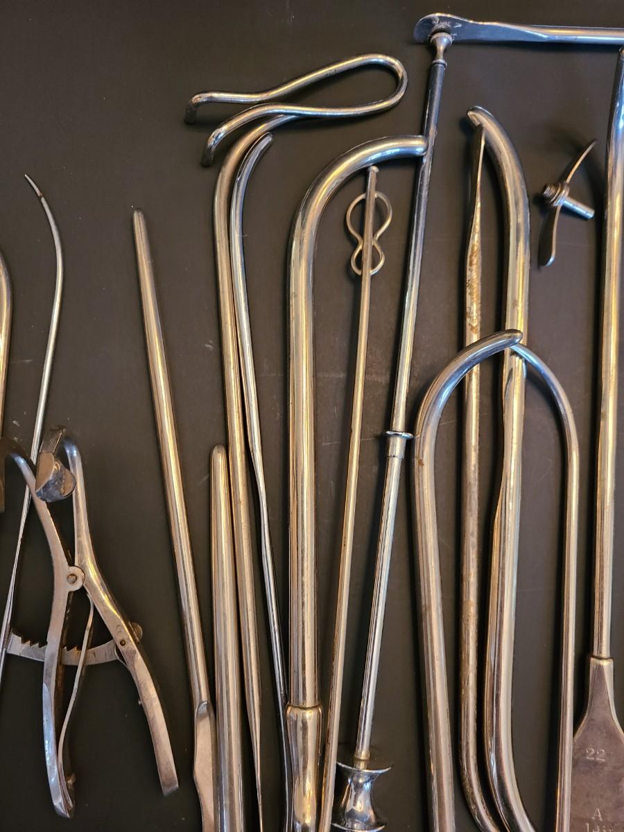LOT 137 Vintage Medical Tools