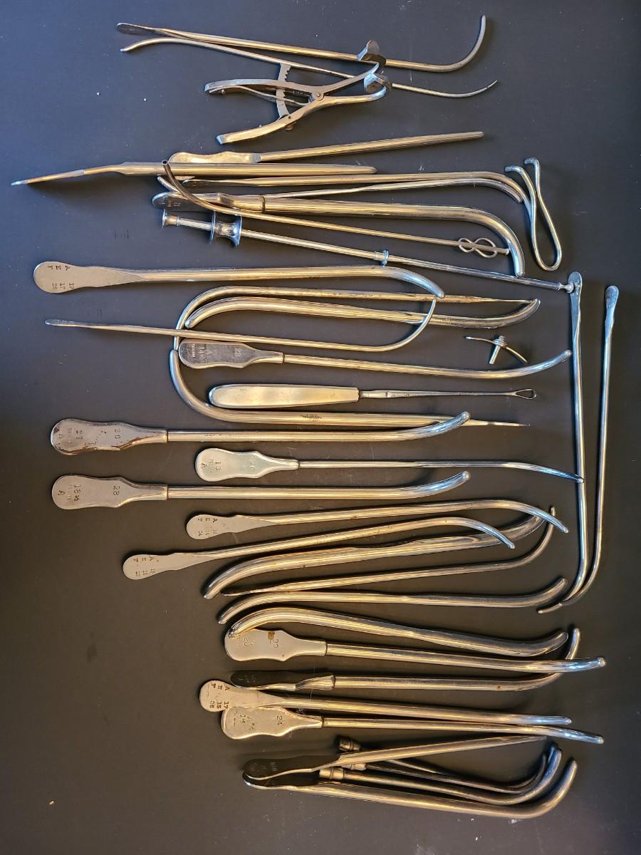 LOT 137 Vintage Medical Tools