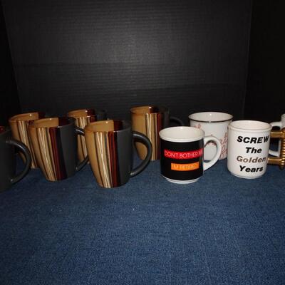 LOT 446. COLLECTION OF MUGS