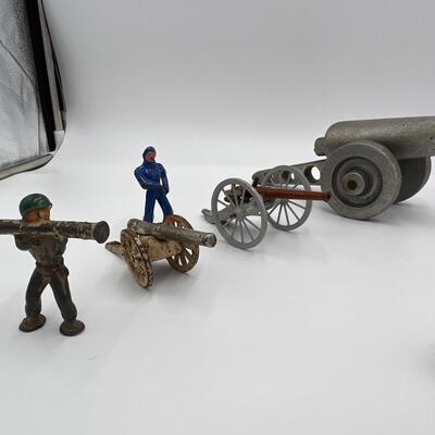 Rare Metal US Soldiers and Cannons Circa 1930s incl WW1