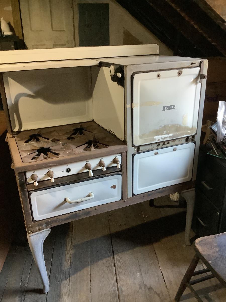 Oriole stove/oven early 1900’s