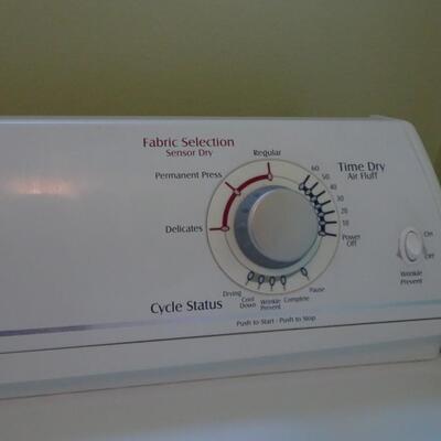 LOT 475. MAYTAG ELECTRIC DRYER