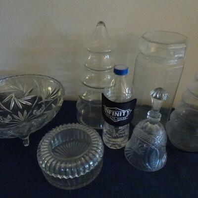 LOT 483. GLASS HOME DECOR ITEMS