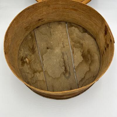Antique Circa 1910 Wood Handmade Cheese Box with Lid