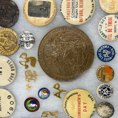 Large Lot of Seattle and Washington Related Buttons and Ephemera