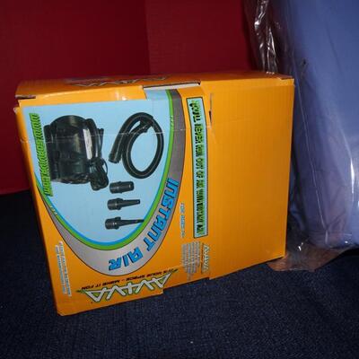 LOT 500. TRAVEL BED AND TWO AIR PUMPS