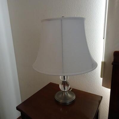 LOT 512. TABLE LAMP