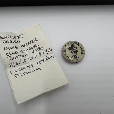 Large Lot of Vintage and Antique Buttons and Pins Related to Books, Comics, Cartoons, TV and Movies