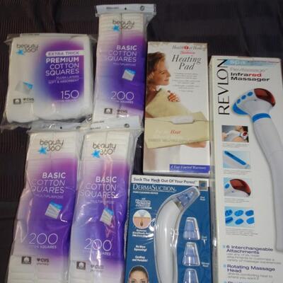 LOT 518. HEATING PAD AND MASSAGER