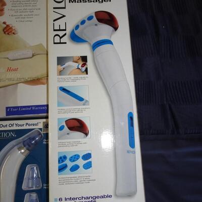 LOT 518. HEATING PAD AND MASSAGER