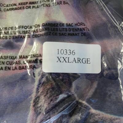LOT 525.      FIVE XXL MENS T SHIRTS STILL IN PACKAGE