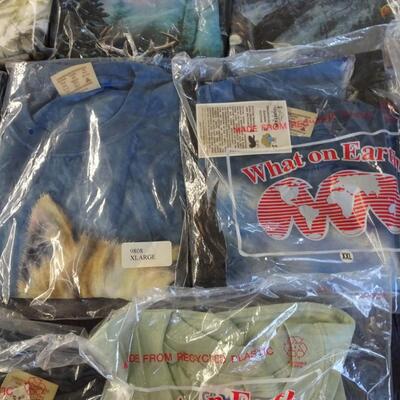 LOT 526.    ELEVEN  XXL MENS T SHIRTS STILL IN PACKAGE
