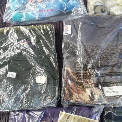 LOT 526.    ELEVEN  XXL MENS T SHIRTS STILL IN PACKAGE