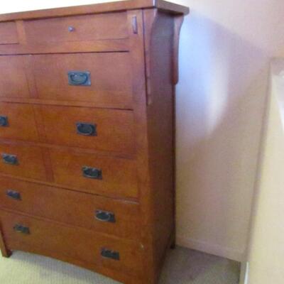 LOT 1  MISSION STYLE CHEST OF DRAWERS