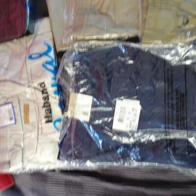 LOT 538. SEVEN SETS OF MENS SHORTS STILL IN PACKAGE
