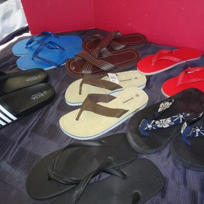 LOT 536. SEVEN PAIRS OF FLIP FLOPS/SANDALS
