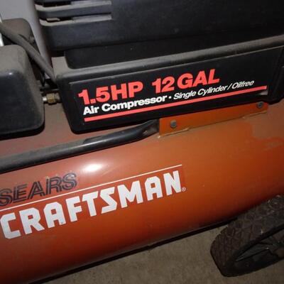 LOT 567.   CRAFTSMAN 1.5 HP 12 GAL AIR COMPRESSOR
