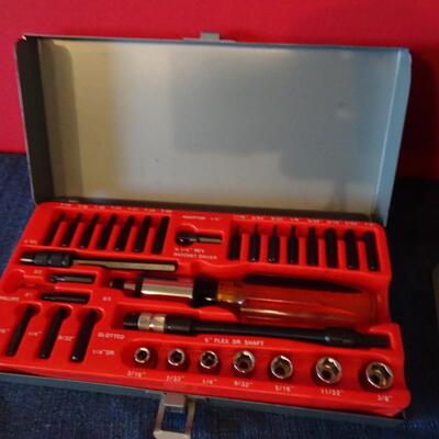 LOT 596. TOOLS AND DREMEL