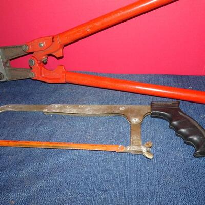 LOT 601. BOLT CUTTER AND HACK SAW